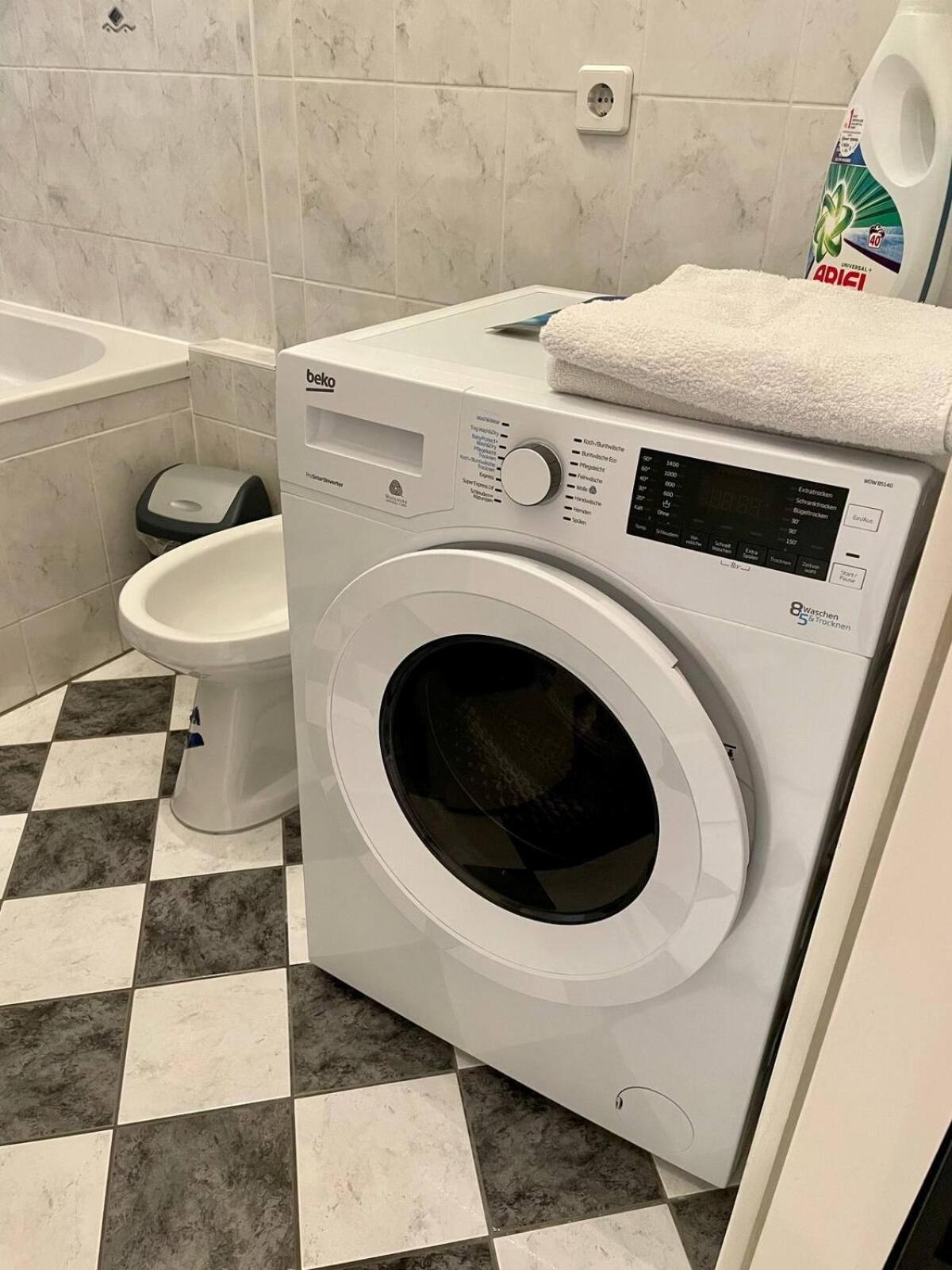 Gemutliche Wohnung Mit Super Lage Wien Exterior foto